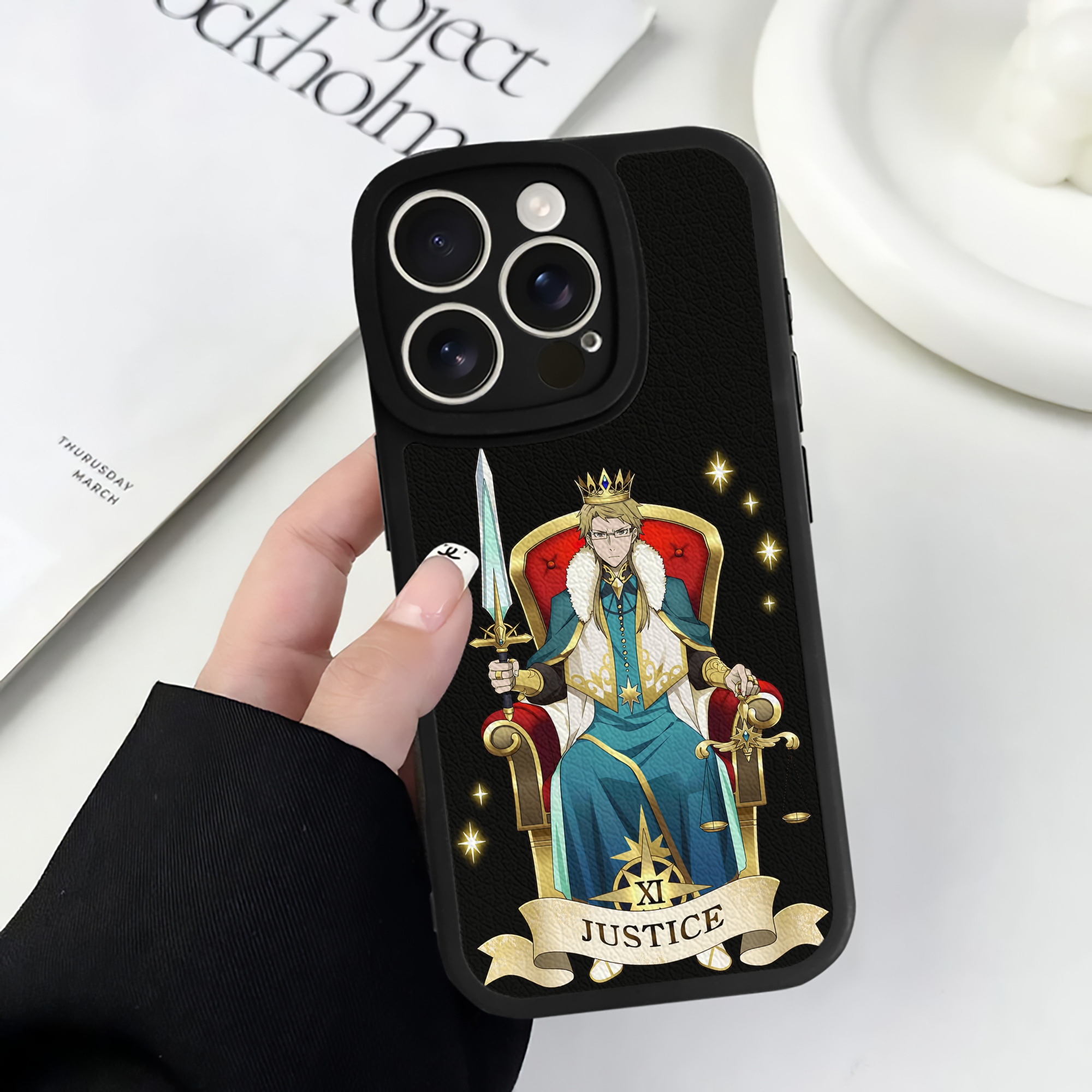 （画像用） 文豪ストレイドッグス Bungo Stray Dogs 【iPhone 16シリーズ対応】シリコンスマホケース（レザー調） 材質：シリコン